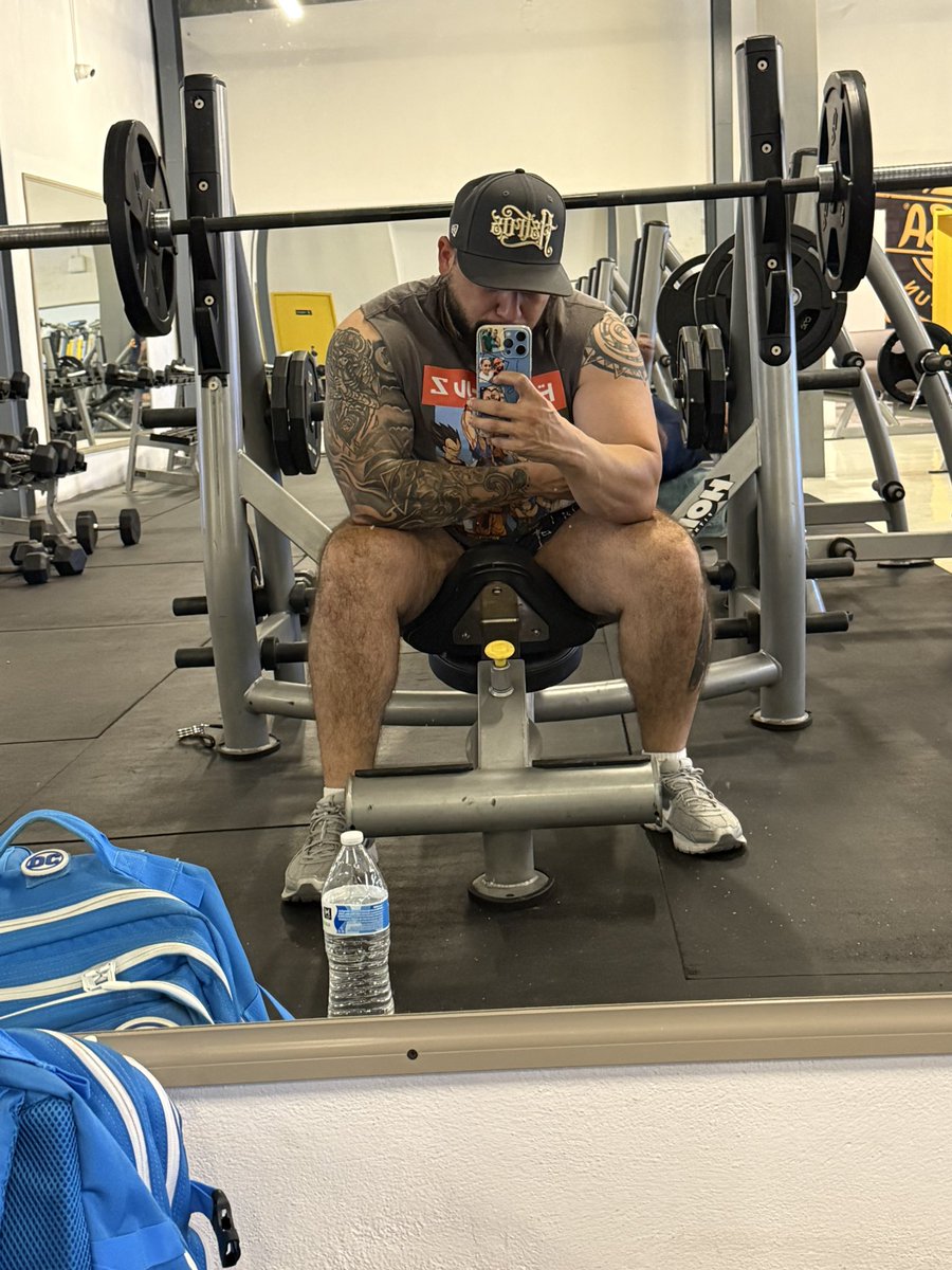 Bigdaddyrey2b tweet media
