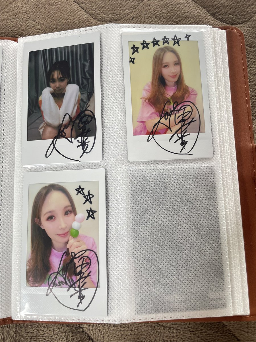 愛内里菜さんのチェキ‼️ なかなか気に入るチェキアルバムがなくて