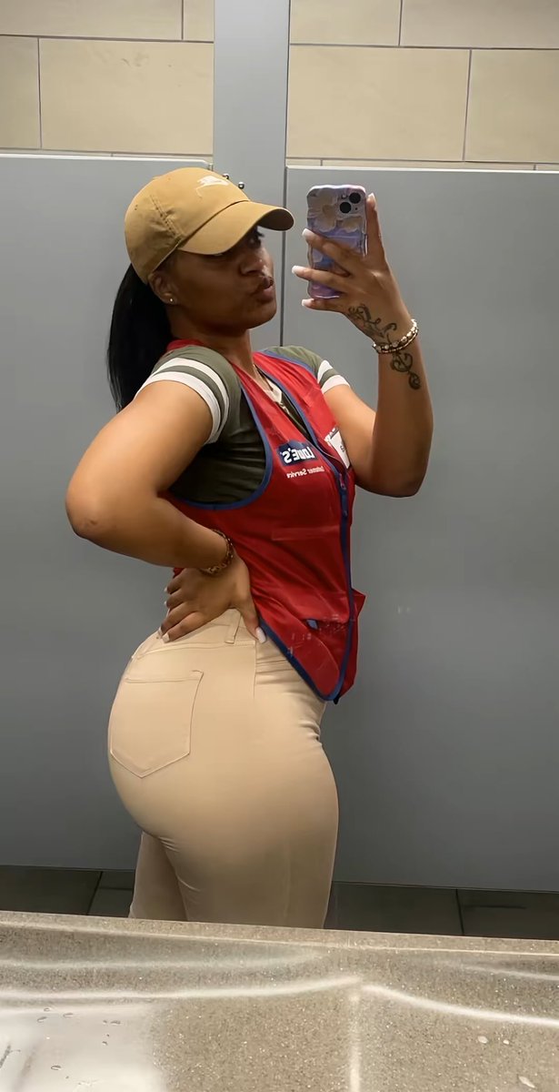 Naomi tweet media
