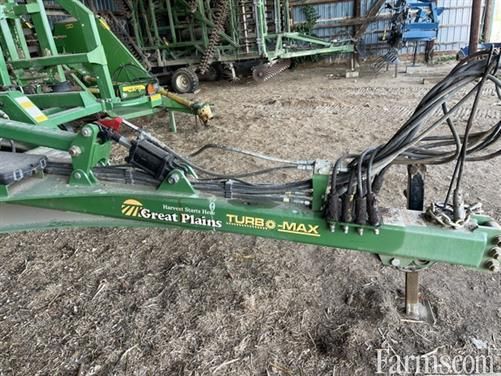 FarmsNews's tweet image. 2019 Great Plains 4800TM 🔻

19.25-inch front blades, 19.5-inch rear blades, hydraulic fore &amp;amp; aft adjustment, and more.

usfarmer.com/tillage-equipm…

#ForSale