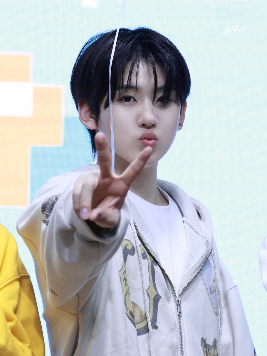 츄리 tweet media