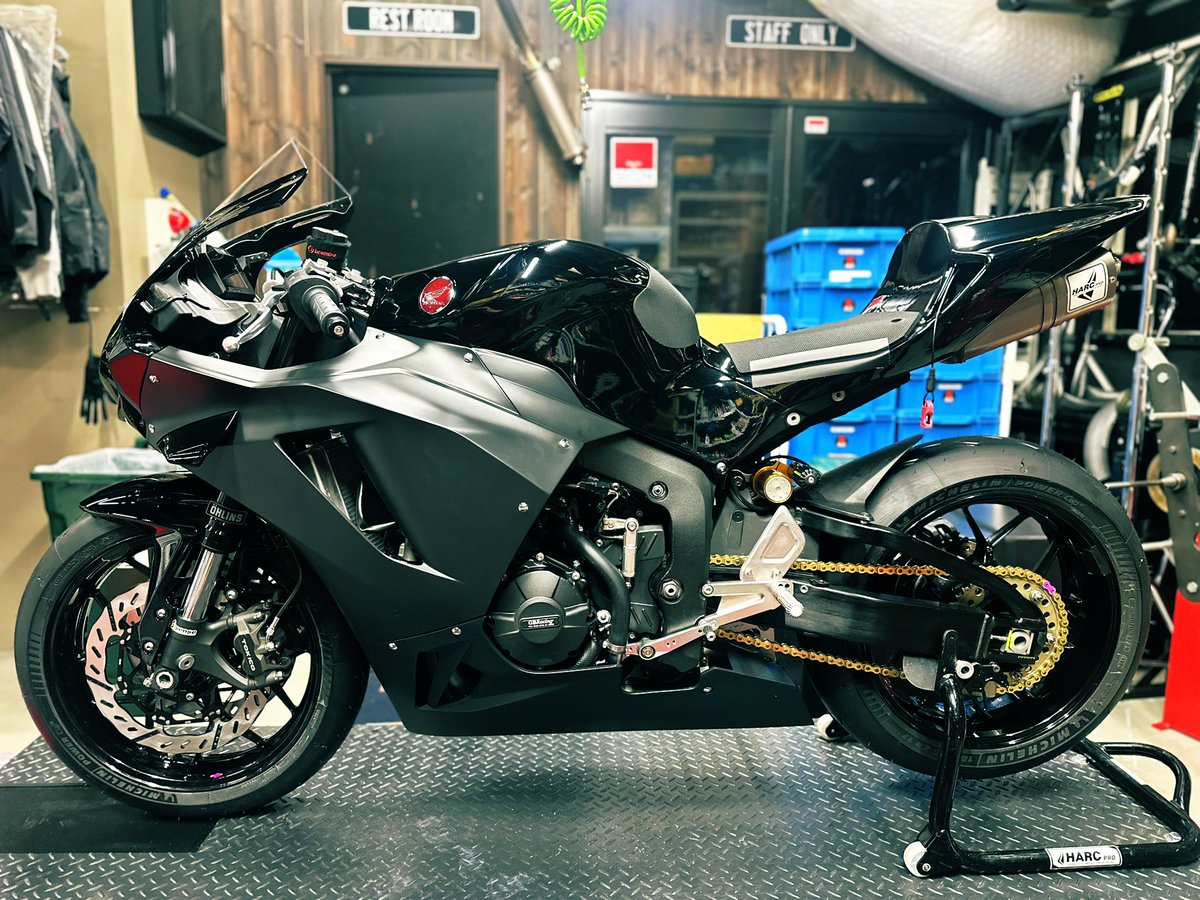 balzstore's tweet photo. CBR600RR MY24 FOR TRACK DAY

整備/引渡し完了✅ https://t.co/7DW0RctFHg