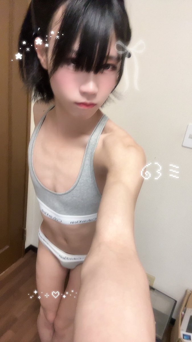 DOSKEVEH's tweet photo. CalvinKleinはいいぞ委員会 とってもかわいくて、とってもかっこいいと思います。
おとこのこはカルバンクラインを着ろ‼️
くびれ作ってから出直してきます😇
 #男の娘  #女装 https://t.co/s3wMhXvFdK
