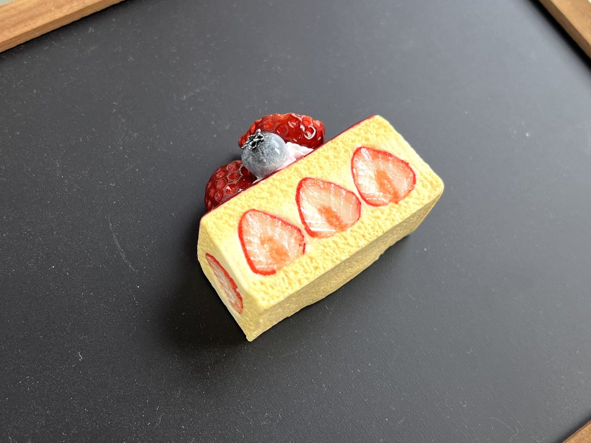キウイ🍓フェイクスイーツ作家🍓 (@kiuiringo) / Posts / X