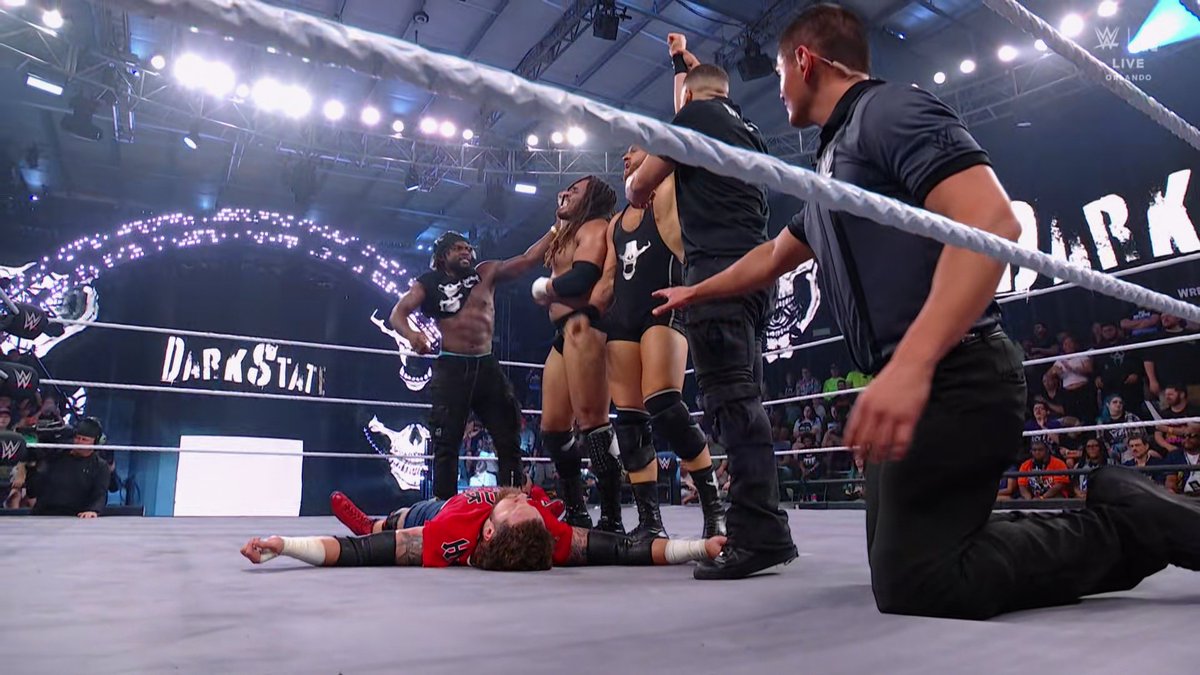 La PipeBomb tweet media