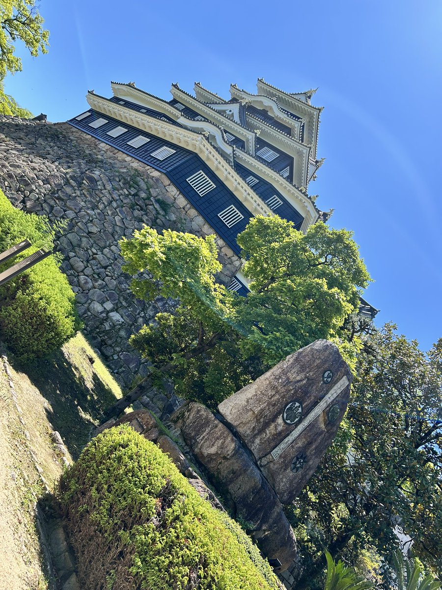 magicadbaloon's tweet photo. 桃のボートがどんぶらこin 岡山🍑 https://t.co/YXZ3mfLdCz
