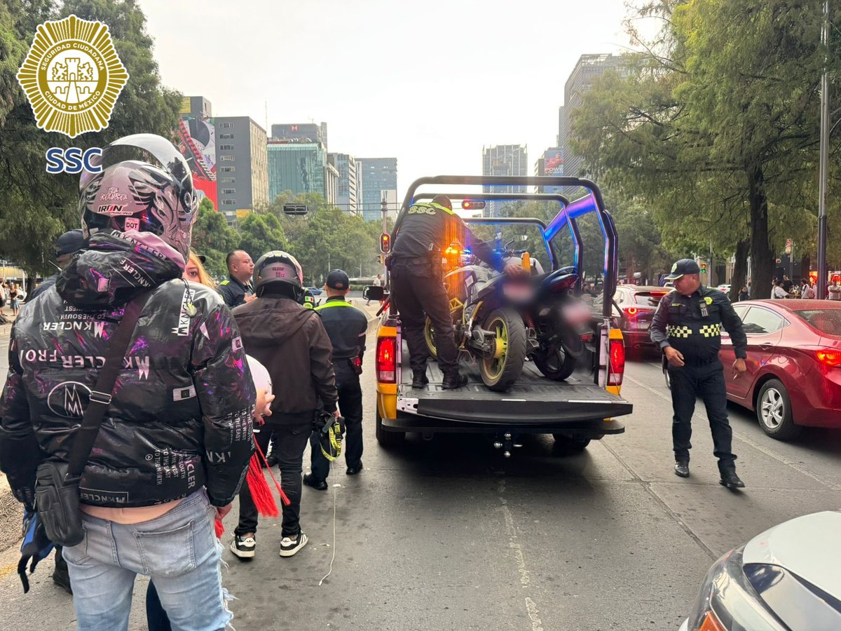 SSC_CDMX's tweet image. La #SSC informa:

Resultado de un operativo desplegado el domingo 3 de mayo sobre la avenida Paseo de la #Reforma, con motivo de una concentración de motociclistas, cinco motocicletas fueron llevadas a un depósito vehicular, debido a que sus conductores no portaban casco