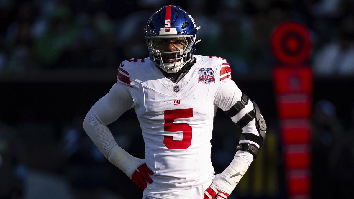 Big3SportsCen's tweet image. 🔮 RUMOR

The #Bears have reached out to the #Giants about DE Kayvon Thibodeaux (via @nflrums) #NFL

Should the Bears make a move for Thibodeaux?👇