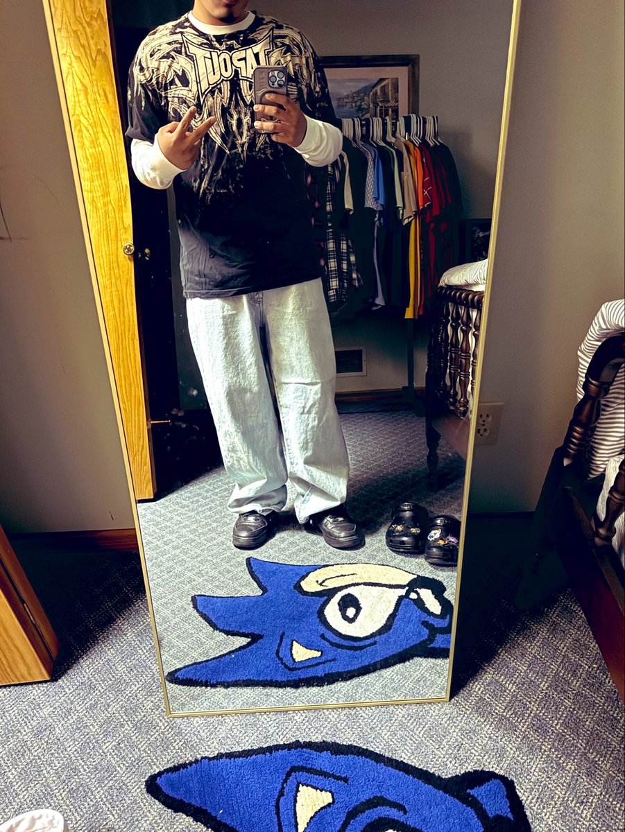 gloryalexL's tweet photo. Shoutout @marcplummer25 for the gift! Can’t believe you actually got me it 🔥 love you brother 💯🖤 https://t.co/KARme8bXkf