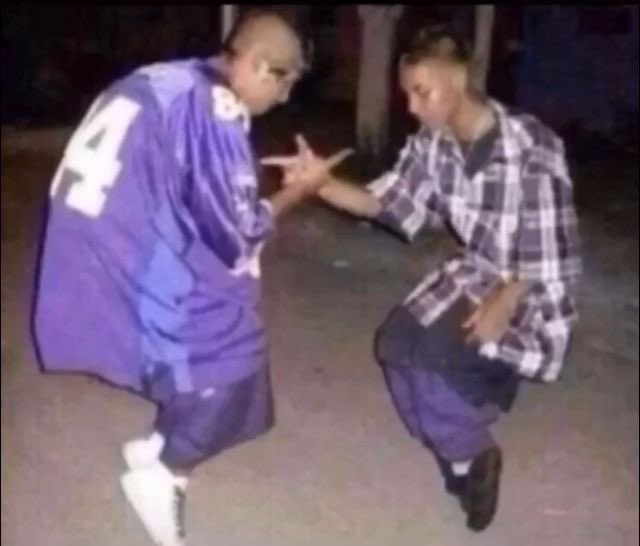minniesnx's tweet photo. A las armys mexicanas que me están siguiendo, que tranza, que pedo, que rollo, bienvenidas a su casita. Aquí no somos amigas nada más, somos carnalas, les invito un pan. https://t.co/9QYv4Mwudm