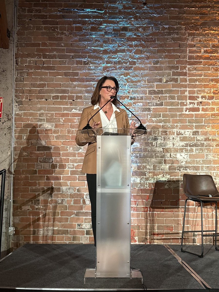 ElevateEdAZ's tweet photo. Stacy Derstine, @apsFYI, helps us recognize our amazing partners helping prepare a future ready talent pipeline. 

Stay tuned for the 2026 Employer of the Year announcement! https://t.co/PPDNomLpfe