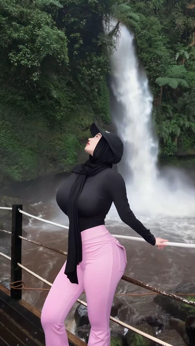 BerHIJABBB tweet media