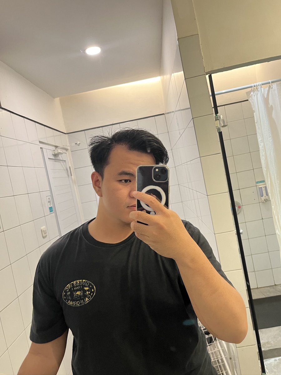 PelariGemoy 🐼 tweet media