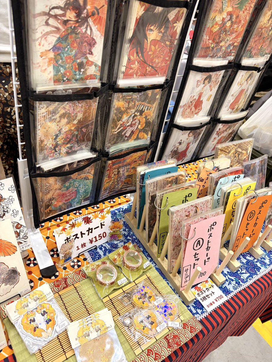 クリマ2日目もよろしくお願いします❤️
普段のコミックイベントよりも設営広め、ポスカ多めです😏

#クリエーターズマーケット
#クリマ54