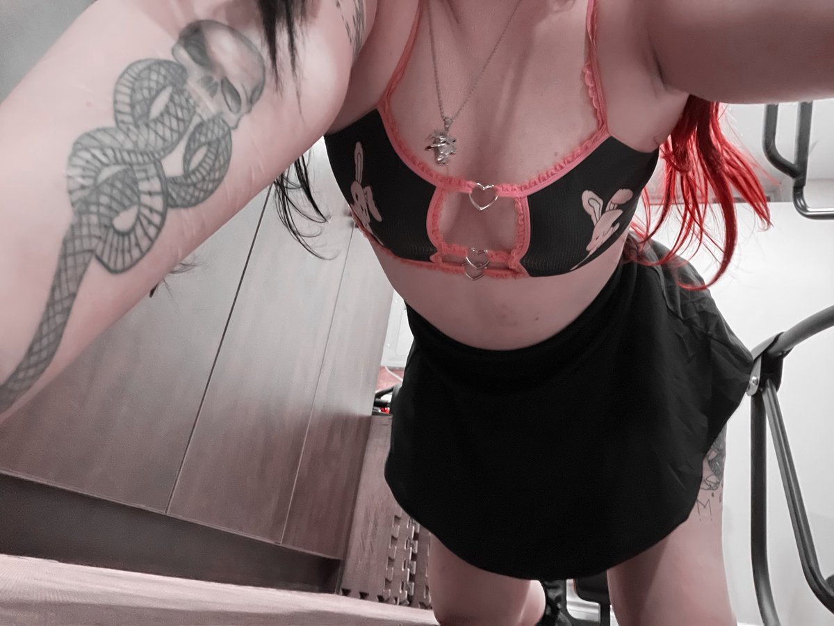 gh05tic's tweet photo. do you like my bunnies? <3 https://t.co/41DmTPTY42