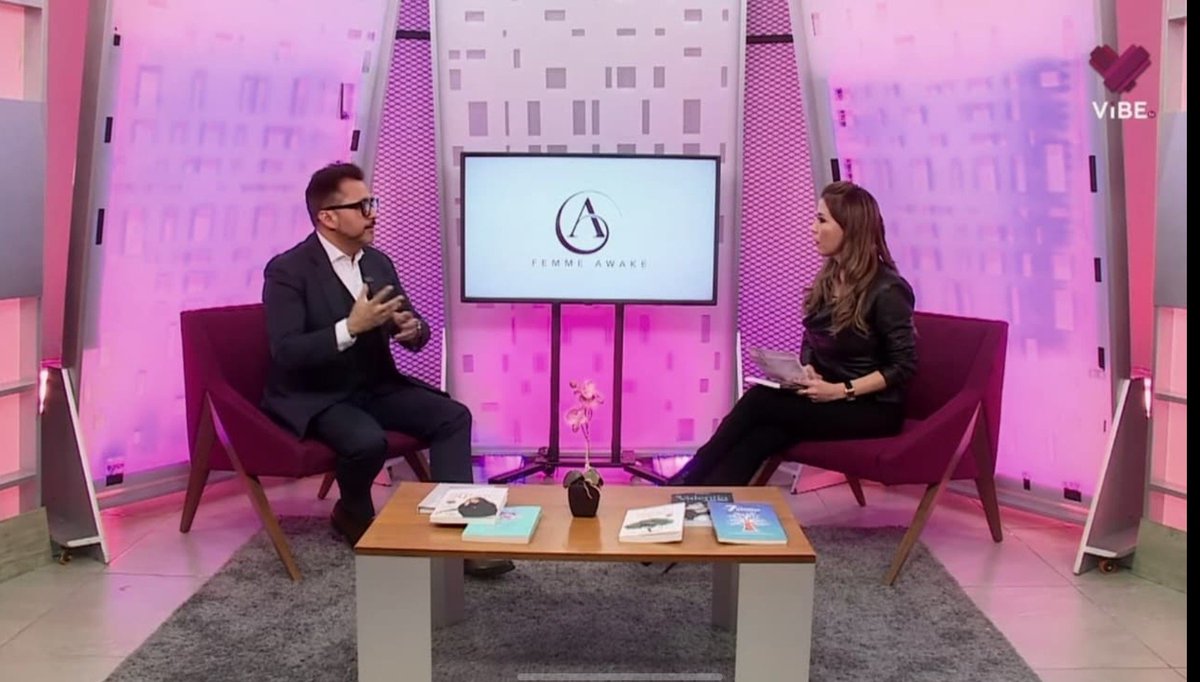 Quetzalcoatllun's tweet photo. Gracias Emiret Rivera por la invitación a tu programa. Siempre es un gusto platicar sobre Derechos Humanos. https://t.co/QEs3HhRlIq