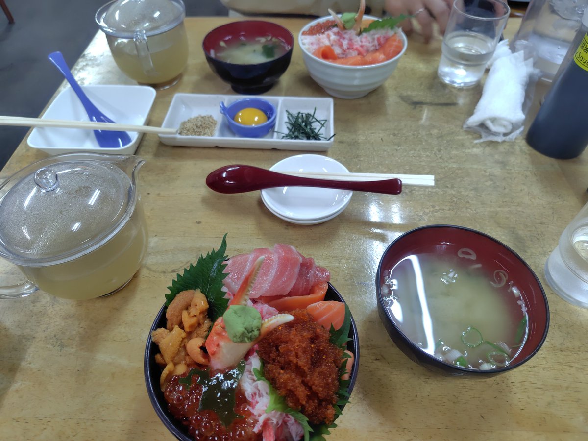 randyiws's tweet photo. 北海道メッシ！　どれも美味かった！ https://t.co/81DTx9u1ip