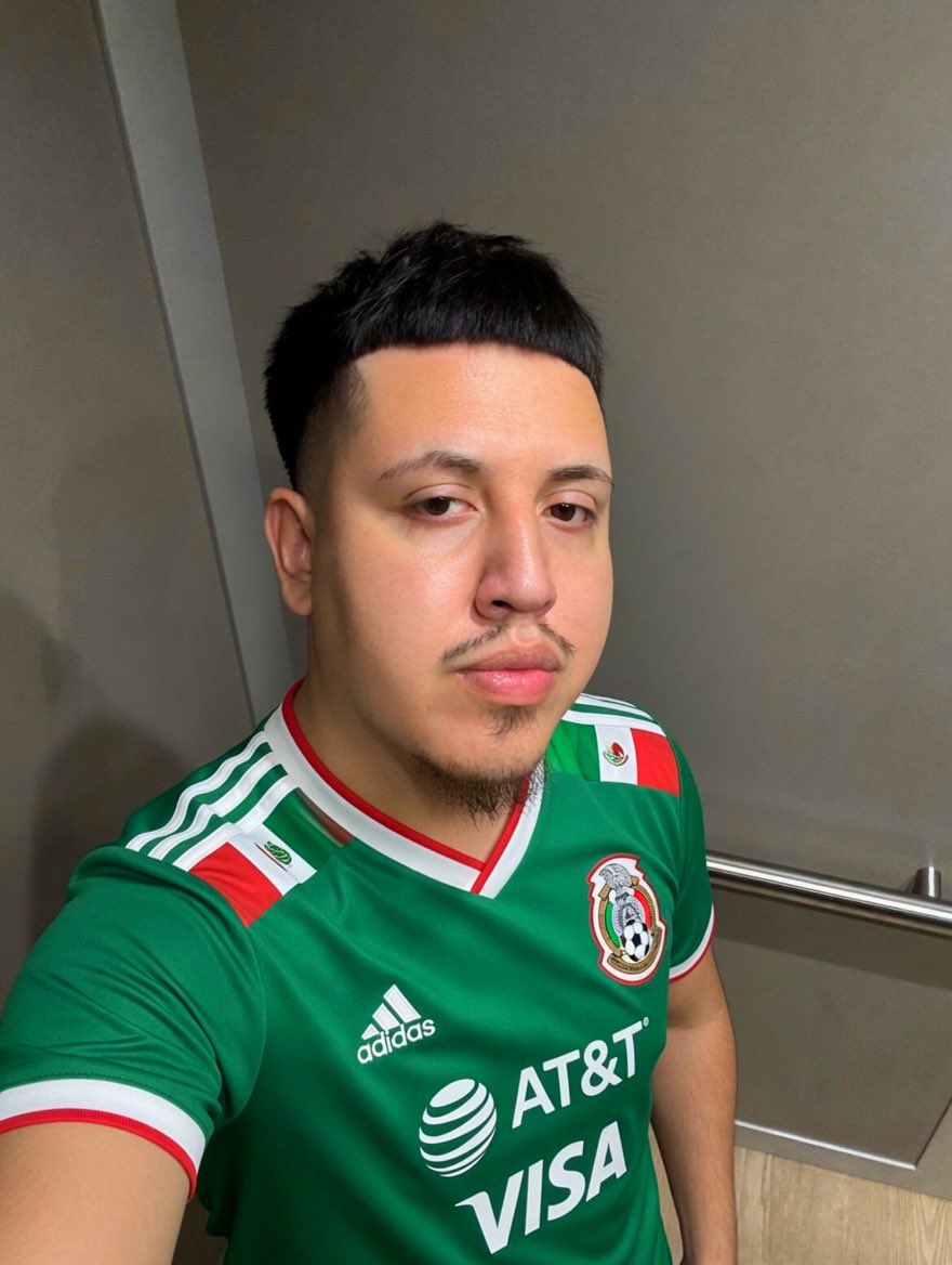 this_isnotale99's tweet photo. Happy #cincodemayo 🇲🇽 #latino #bi #satx #texas https://t.co/Y3eYWlpond