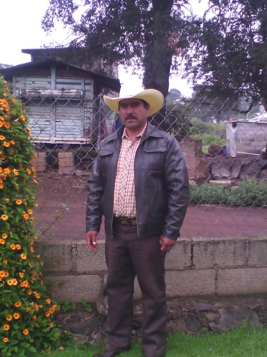 kop_m2's tweet photo. Que rico.
Don Margarito. https://t.co/I61lQty1Hf