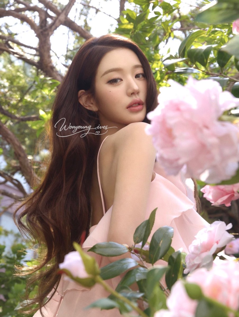 WONYOUNG IVE (이브) FANPAGE ♥︎ tweet media