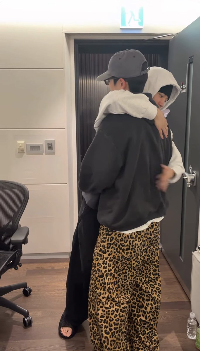 masih nangisin their height and size differences im so sad