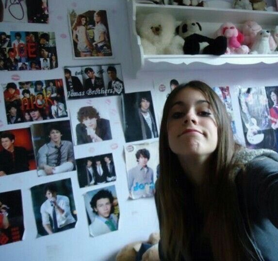 acervo tini stoessel tweet media