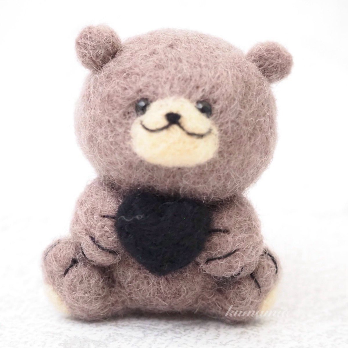 今晩です🌙* :ﾟ よろしくおねがいいたします！ ＼ ／ 🐻🐻‍❄️🧸 🖤🖤🖤
