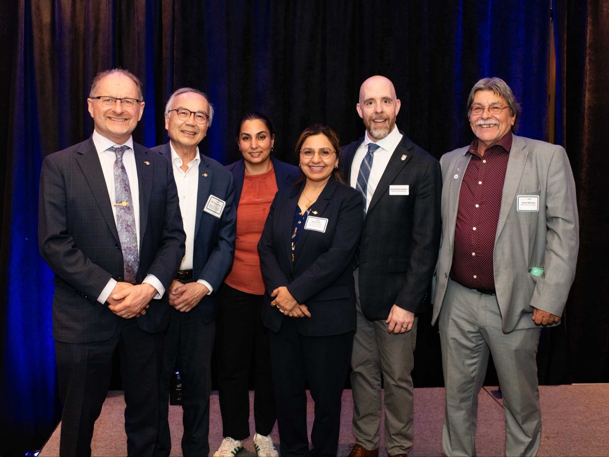 ubcprez's tweet photo. Wonderful event in #Victoria with our alumni, donors, students, faculty, and friends—along with many Members of the Legislative Assembly, where we featured the groundbreaking research of Peter Zandstra, Lisa Tobber, and Navin Ramankutty. https://t.co/Ab0d14uuNm