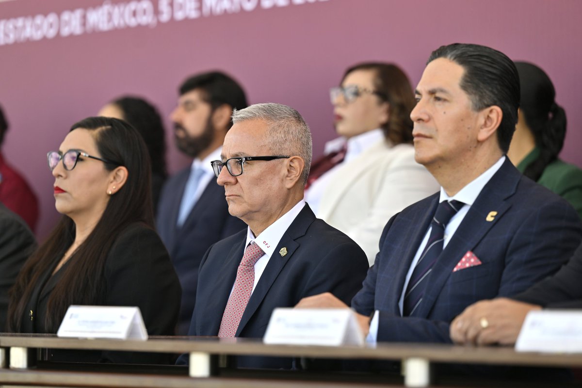 Hoy, como en 1862, la soberanía se honra y se defiende. 🇲🇽

Como lo expresó la Presidenta de México, <a href="/Claudiashein/">Claudia Sheinbaum Pardo</a>: la independencia se ha construido con el heroísmo de su pueblo; la libertad y la independencia son justicia y soberanía.

Desde el #EdoMéx, en #Rayón, acompañé a la