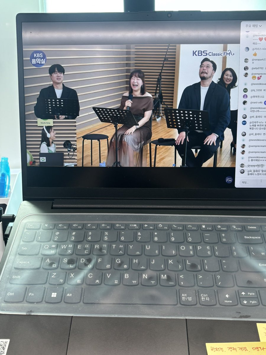 찐 tweet media
