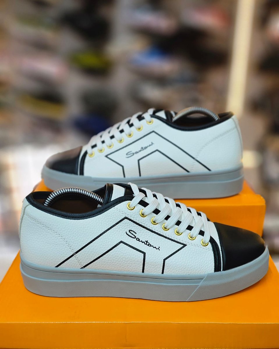 TrigJok's tweet photo. Masaa ni ya kuingia mjengo,kama unapenda casual ama sneakers say no more juu uko sorted👌Quality ni best bei bado iko best🤑Delivery ni countrywide ♻️✅️ https://t.co/H9hLJsc0G1
