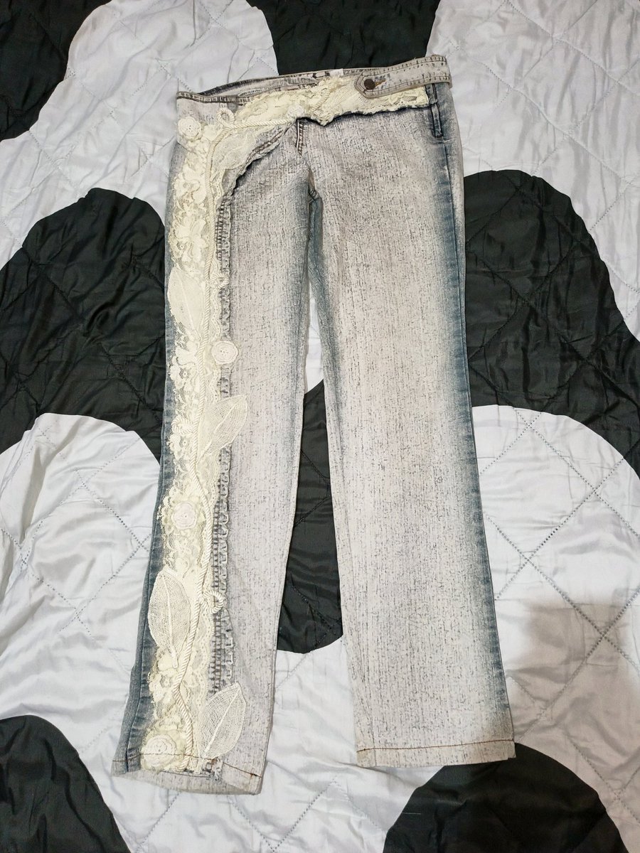 alesha preloved tweet media
