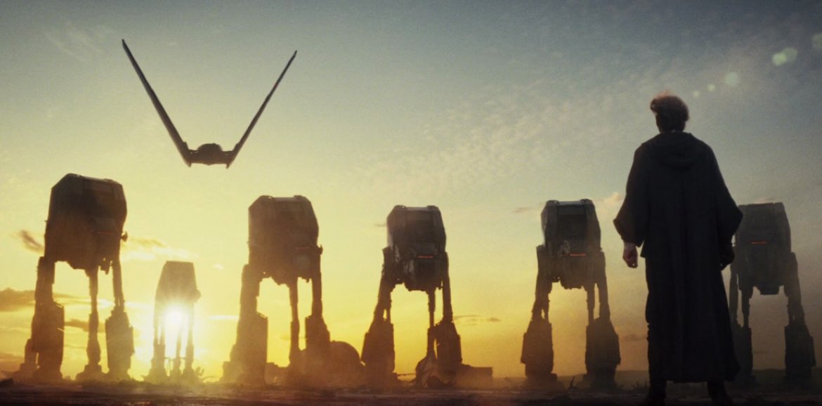 QuiGonJenna's tweet photo. Battle of Crait ⚔️ https://t.co/1SRysZpelZ