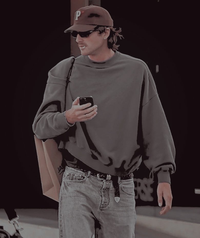 lorenzo ✰. tweet media