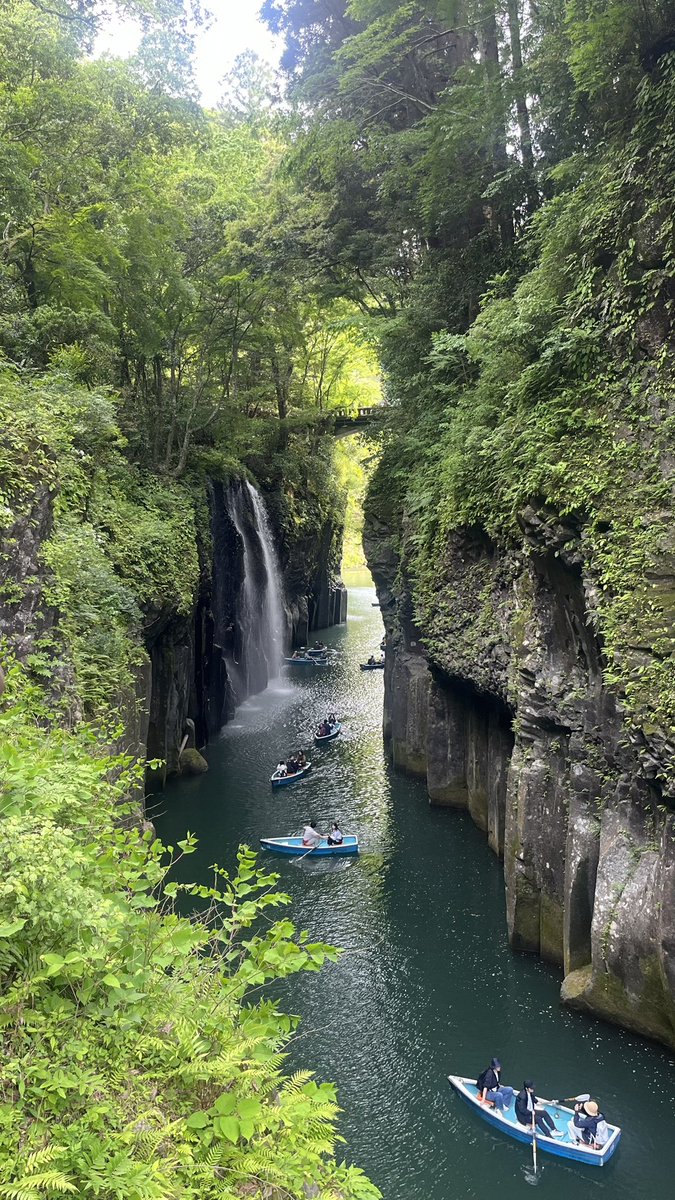 l03lic's tweet photo. きのう高千穂峡いってきた https://t.co/5JhhvdJiPO