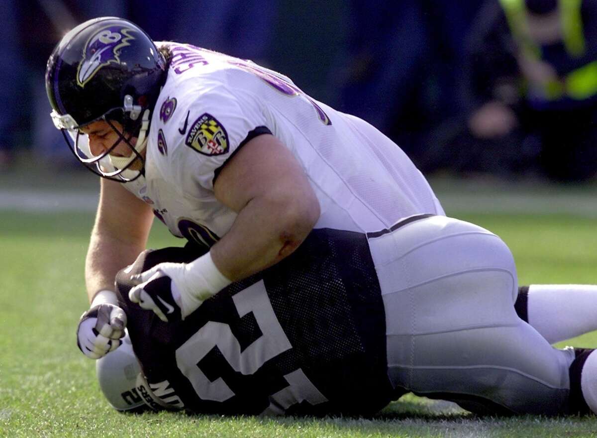 TD_Rainey's tweet photo. @Tonysmarkettips Tony Siragusa.  Late hit on Gannon.  Punk move. https://t.co/SXESDUuiDI