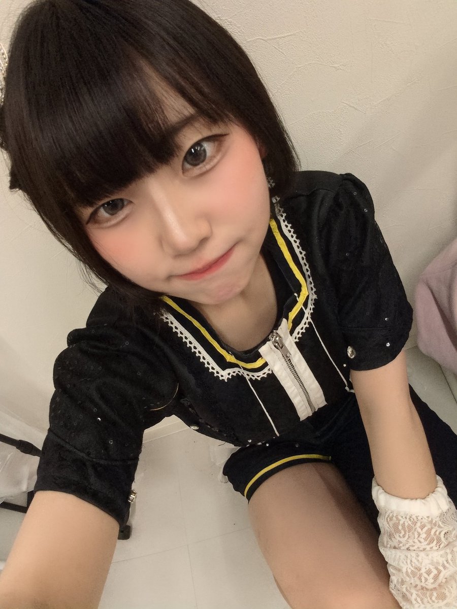 どうも！折れないしっぽの、お出かけ先で友達と会いたくなくて、キョロキョロしすぎで不審者な子しおんです

朝配信来てくれてありがとう！
水曜今日も頑張ろう