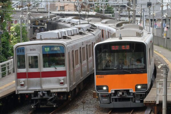 【計画】東武鉄道「磁気きっぷ」あと1年で全廃へ 「QRきっぷ」へ移行
news.livedoor.com/article/detail…

一般的な磁気券を廃止し、QRコードが印刷された紙の乗車券をかざすことで改札を入出場できるようにするという。2027年春の運用開始を予定し、自動券売機の改修なども進めるとしている。
