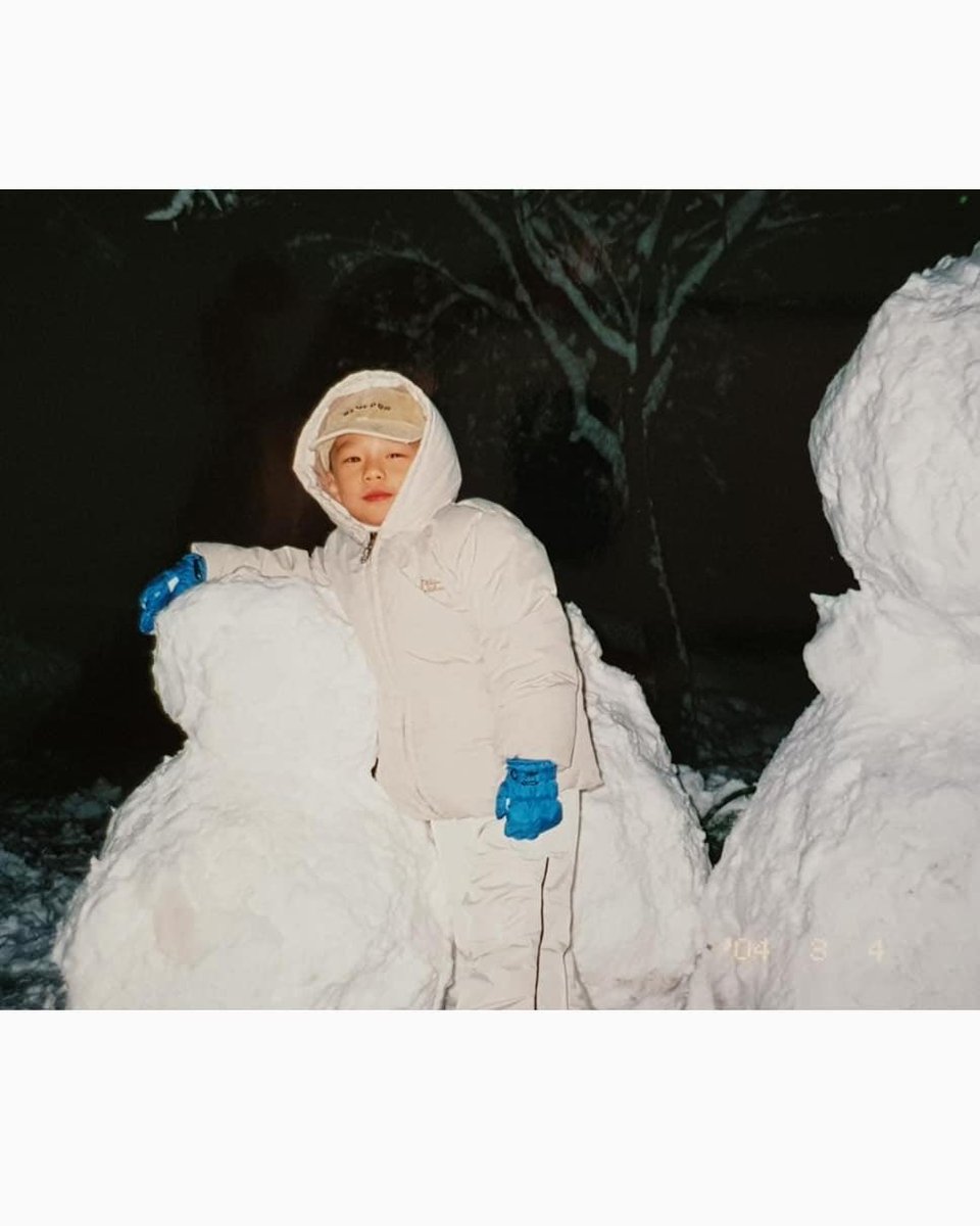 ung___g's tweet photo. 현진이 아기 사진 타래
애기 응애 baby https://t.co/UpeHKLx7h9