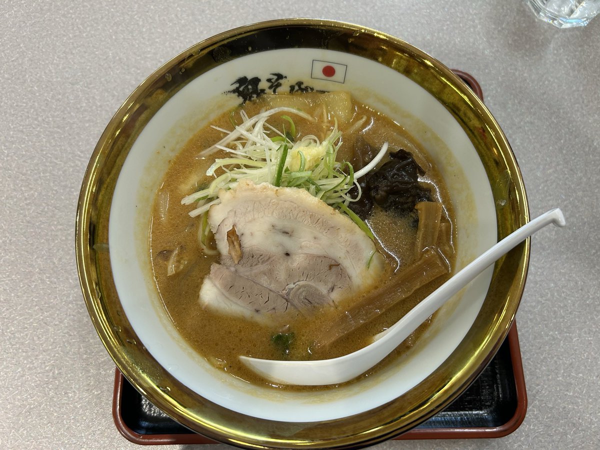 doluckman's tweet photo. 鬼そば　5度目にしてやっと食えました。
笑 https://t.co/daKXVmOTnB