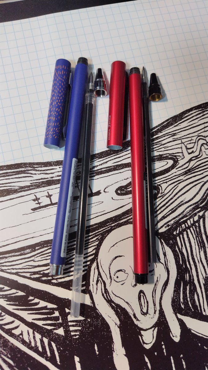 StandardProductsに廃盤となったフォルティアem.そっくりのペンが売っていた。
一本220円なので本家より安い。
外見的な話で言えば全く同形状で、口金などの互換性もあった。
ただし、3枚目の通りリフィルの形状が全く異なる、本家はエマルジョン、こちらはゲルインクだった。