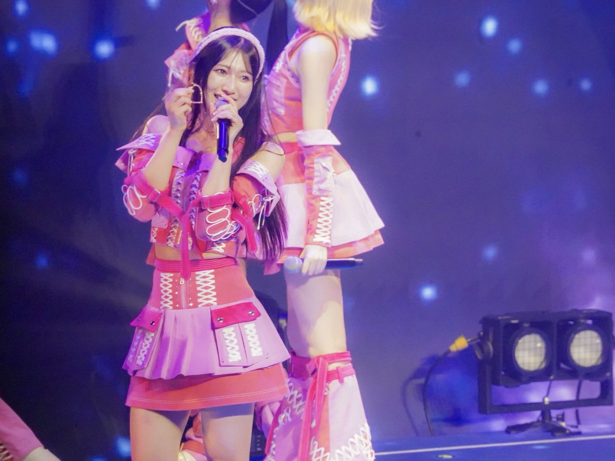 ≠ME ARENA TOUR 2026 @kanisawa_moeko ちゃん このくしゃ顔が良すぎる