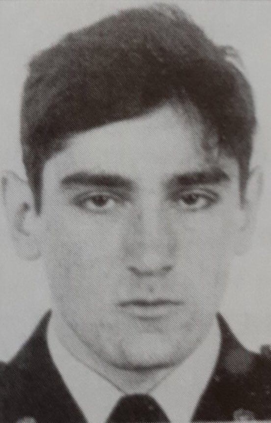 Absolutehero69's tweet photo. 02 May 1991
Gillespie, Stephen (31)
Royal Ulster Constabulary
Killed by rocket propelled grenade attack on mobile patrol, Mica Drive Belfast https://t.co/NLKhb2v56W