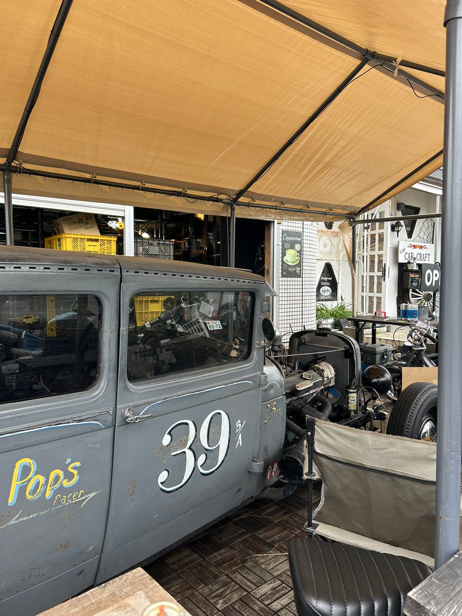 RIE64930361's tweet photo. 今日は怪しいお天気

ホットロッドはおやすみだね
#ホットロッド#carcraftkustom https://t.co/dh8aO5i2mn