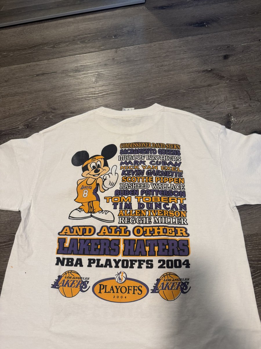 iamtavianmaalik's tweet photo. Lakers getting belted so look at this banger from 2004 I picked up https://t.co/I48W8K2ndz