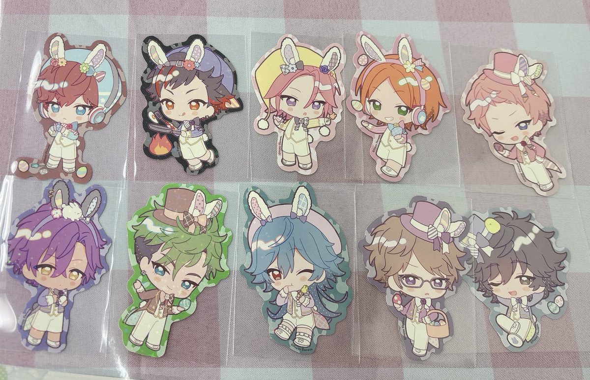 vane_goods's tweet photo. 【交換】あんスタ アニカフェ アニメイトカフェ イースター ステッカー キラキラステッカーコレクション

譲：一彩 鉄虎 こはく ひなた 宗 アドニス ジュイス ライカ 陣 章臣
求：望見 > ニキ 司 ジュン 忍 なずな チトセ

只今池袋におります。本日手渡し交換優先。郵送交換も可能 https://t.co/6mZBxmDAin