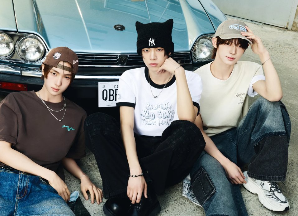 twspopbase's tweet photo. TWS DOHOON, YOUNGJAE &amp; HANJIN shine for MLB Korea ‘Turn Up SUMMER’ collection https://t.co/YPmdBfnqkP