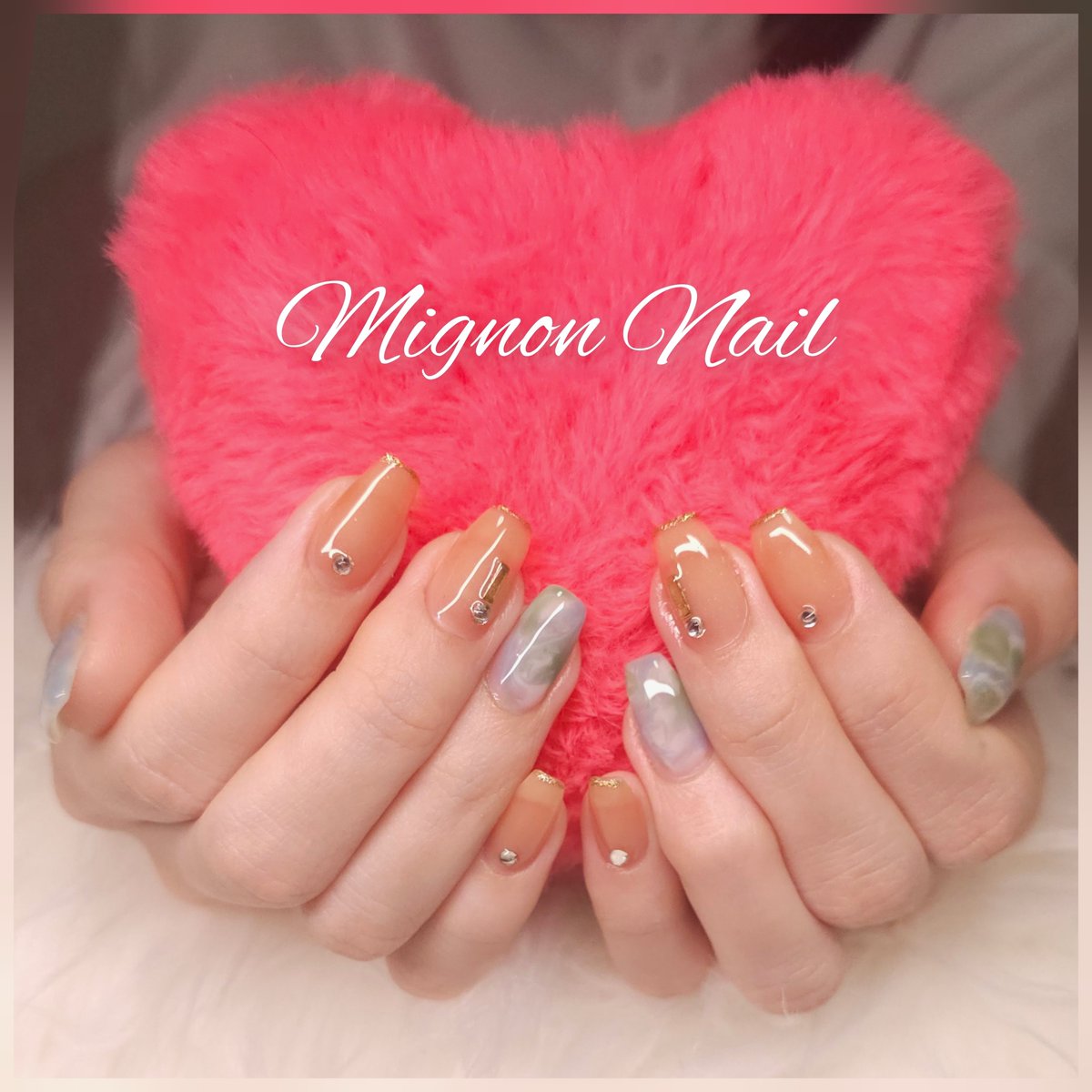 MignonNail's tweet photo. ゆるふわマーブル✨

#板橋区ネイル#大山ネイル #フィルイン#美爪育成 #猫の居るネイルサロン

詳細はこちら↓（ネイルブック）
https://t.co/sR67lJRNU9 https://t.co/4IDl9MsLyQ