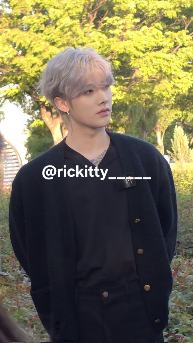 맄냐 tweet media