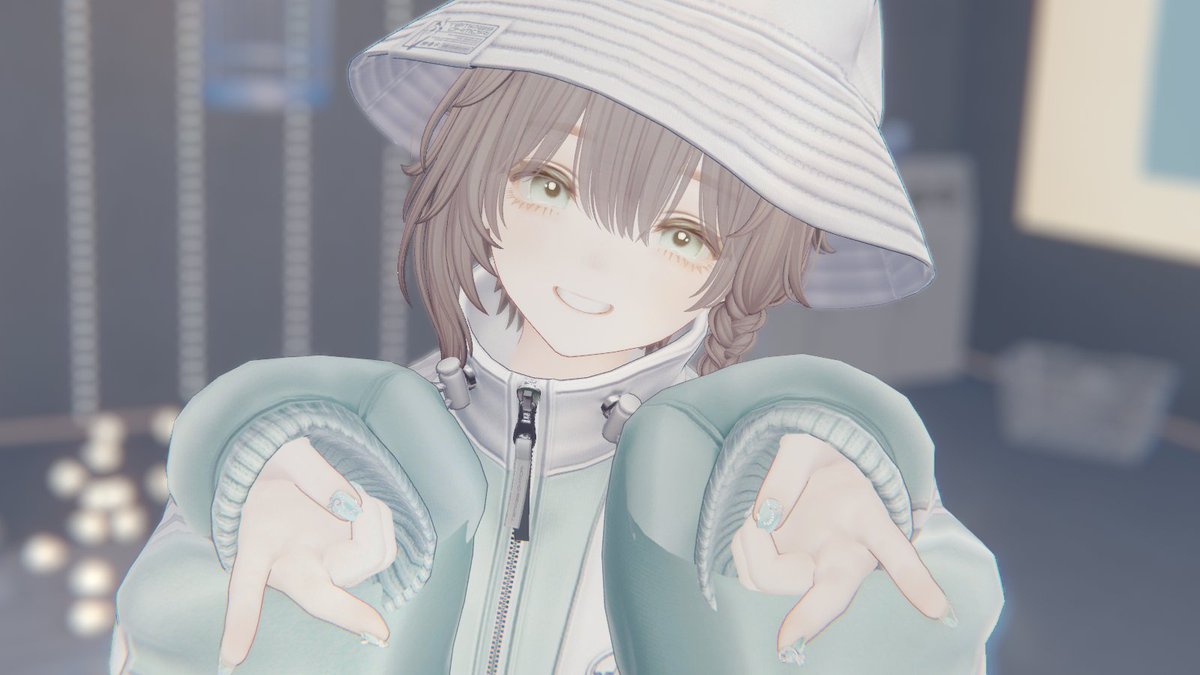 へ tweet media